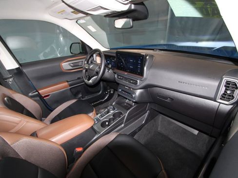 Used 2025 Ford Bronco Sport Outer Banks w/ Outer Banks Tech Package+ image 24