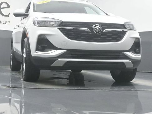 Used 2023 Buick Encore GX Select w/ Experience Buick Package FWD image 3