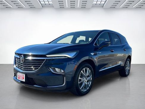 Used 2022 Buick Enclave Essence w/ Experience Buick Package image 7