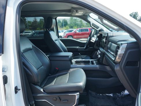 Used 2024 Ford F250 Lariat w/ Lariat Ultimate Package AWD/4WD image 11