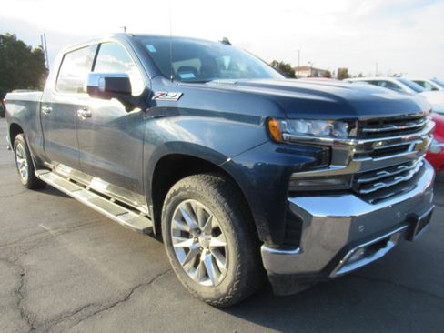 Used 2022 Chevrolet Silverado 1500 LTZ w/ LTZ Convenience Package II image 3