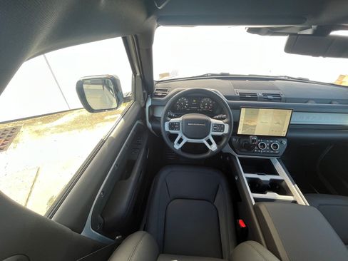 Used 2026 Land Rover Defender 110 S AWD/4WD image 23