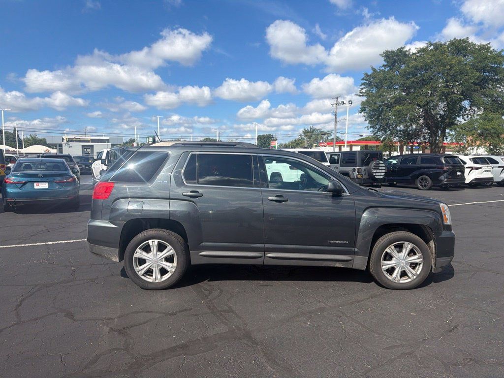 Used 2017 GMC Terrain SLE w/ Convenience Package AWD/4WD image 5