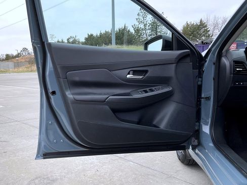New 2026 Nissan Sentra SV FWD image 9