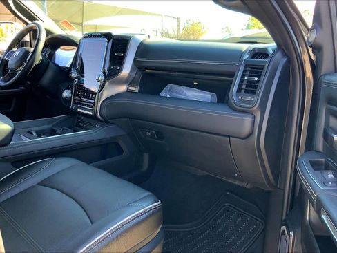Used 2019 RAM 2500 Limited image 17