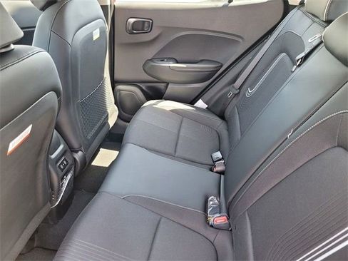 New 2025 Hyundai Venue Limited image 13