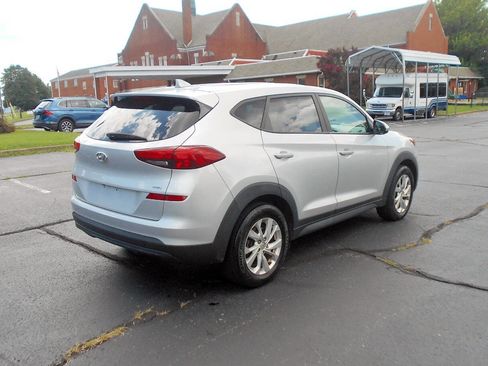 Used 2019 Hyundai Tucson SE image 5