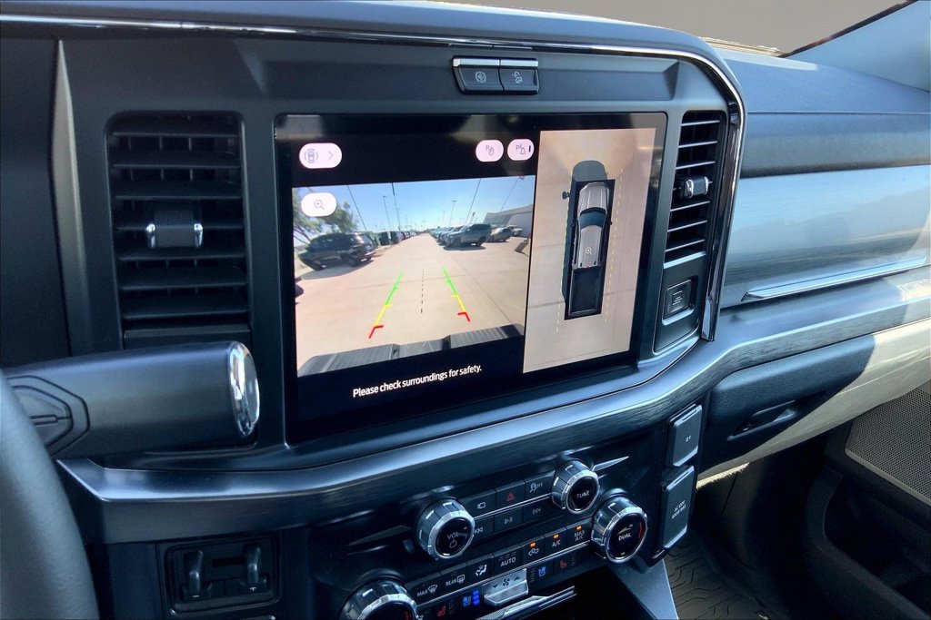 Used 2025 Ford F350 Lariat w/ Lariat Ultimate Package AWD/4WD image 20