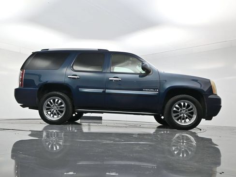 Used 2007 GMC Yukon Denali AWD/4WD image 45