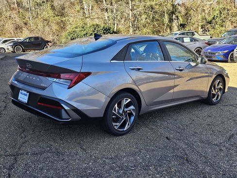 New 2026 Hyundai Elantra Limited w/ Cargo Package image 2
