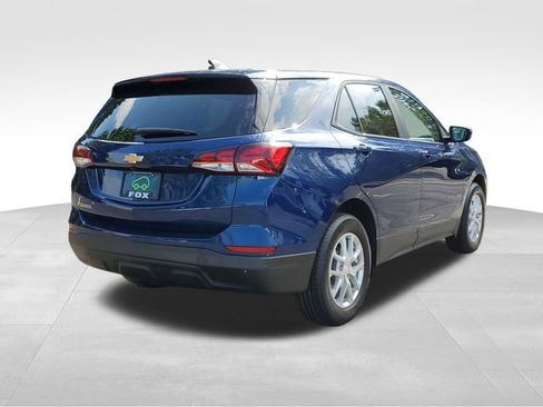 Certified 2022 Chevrolet Equinox LS w/ LS Convenience Package FWD image 5