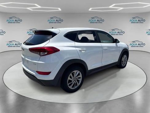 Used 2018 Hyundai Tucson SE AWD/4WD image 5