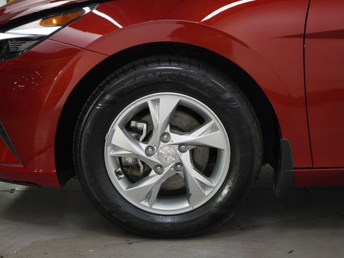 Certified 2023 Hyundai Elantra SE FWD image 26