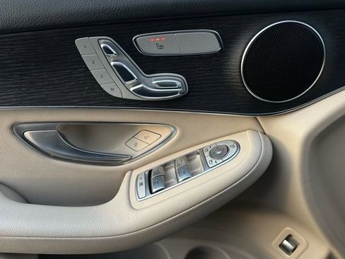 Certified 2022 Mercedes-Benz GLC 300 4MATIC image 16