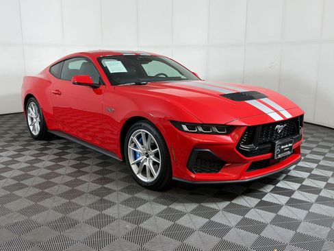 Used 2024 Ford Mustang GT Premium RWD image 7
