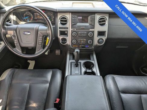 Used 2017 Ford Expedition XLT RWD image 15