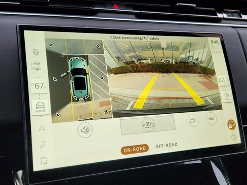 Certified 2025 Land Rover Range Rover Sport image 23