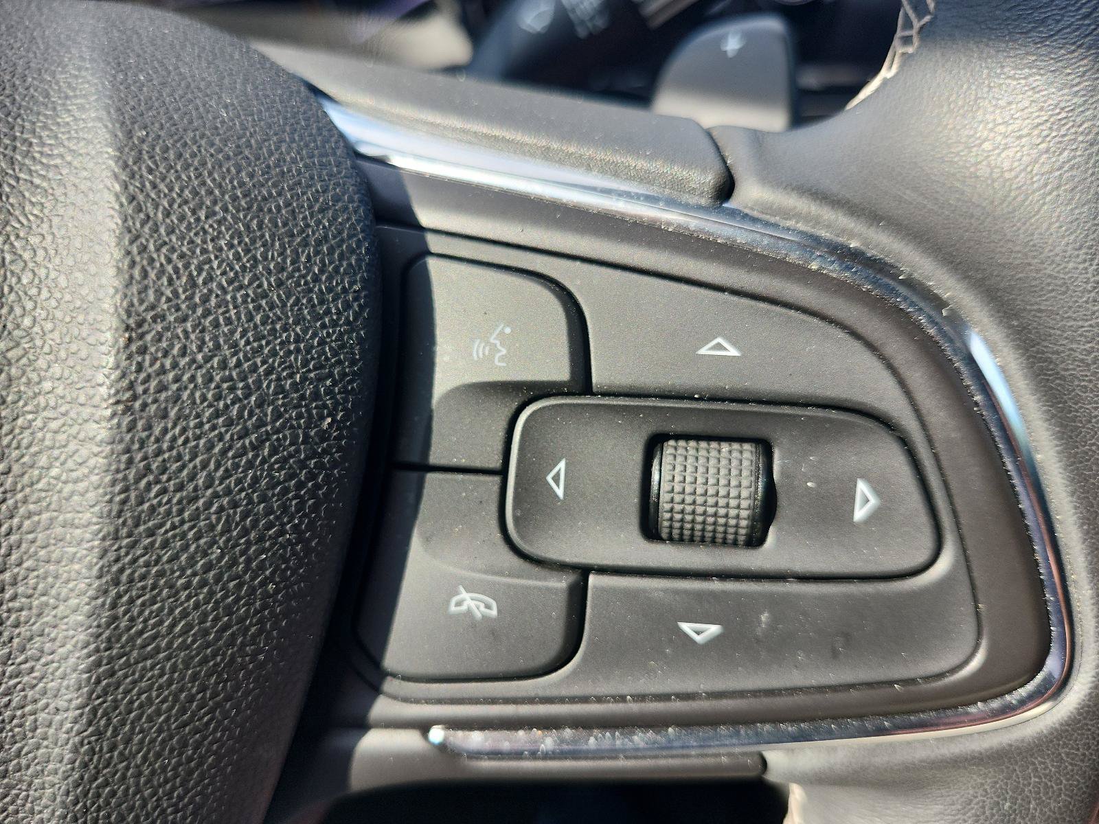 Certified 2023 Buick Envision Essence AWD/4WD image 23