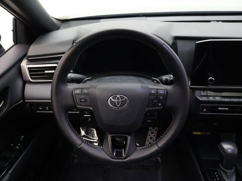 Certified 2025 Toyota Camry SE w/ Convenience Package image 23