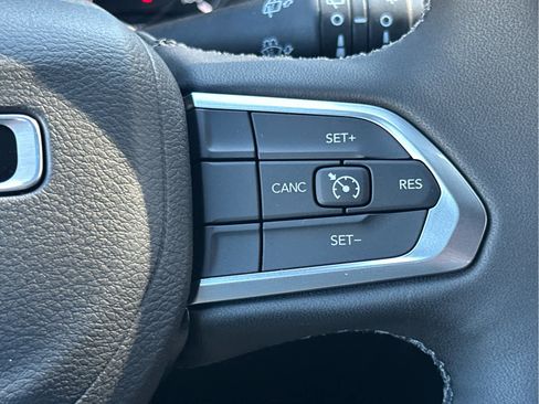 New 2025 Jeep Compass Latitude w/ Convenience Group image 35