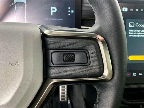 Used 2023 Rivian R1S Adventure AWD/4WD image 19