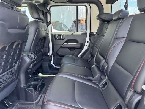 Used 2020 Jeep Gladiator Rubicon AWD/4WD image 14