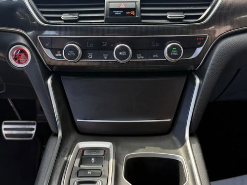Used 2018 Honda Accord Sport image 16