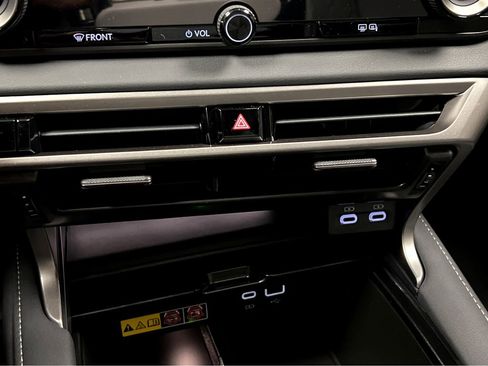 New 2026 Lexus RX 350h AWD/4WD image 17