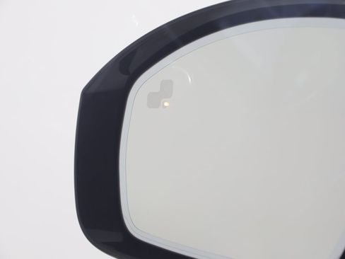 Used 2022 Land Rover Range Rover Sport HSE Dynamic image 28