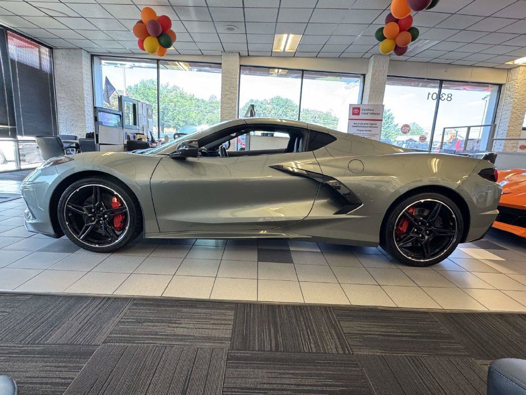 Used 2024 Chevrolet Corvette Stingray Coupe w/ Z51 Performance Package RWD image 24