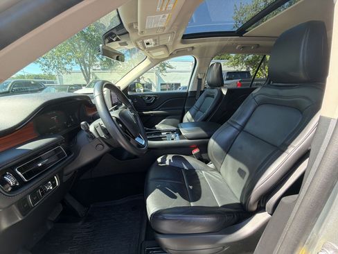 Used 2024 Lincoln Aviator Reserve w/ Jet Package AWD/4WD image 5