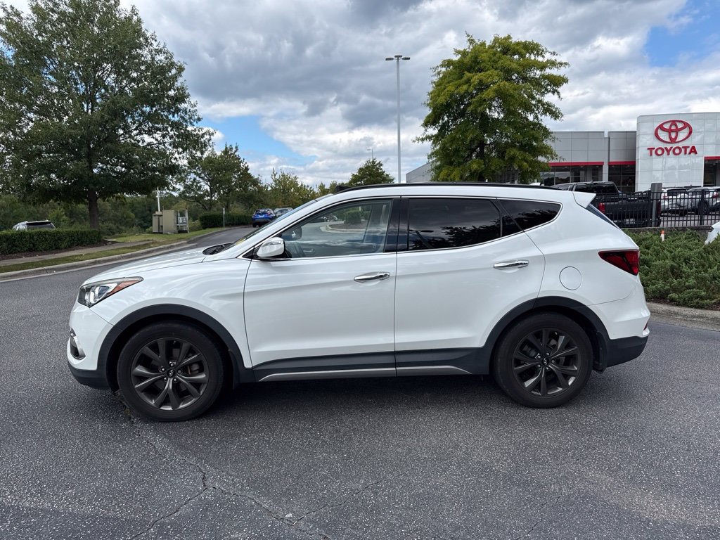 Used 2017 Hyundai Santa Fe Sport w/ 2.0T Ultimate Tech Package 05 FWD image 3