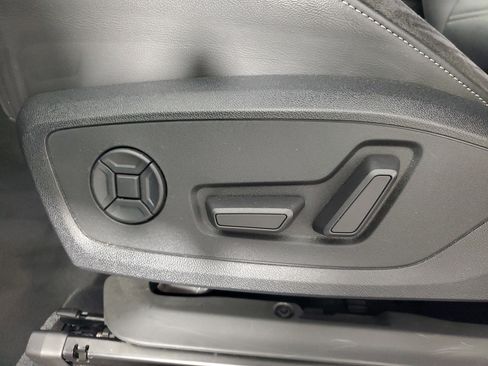 Used 2019 Audi Q3 2.0T Premium Plus image 31