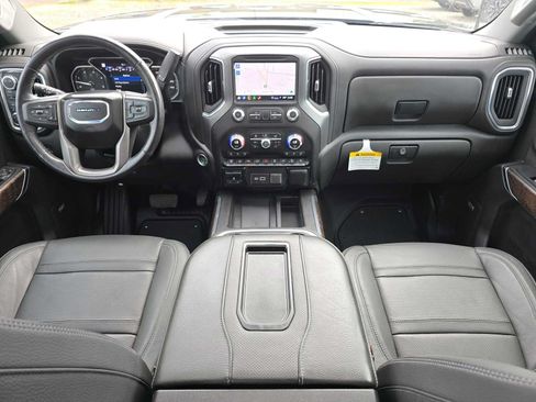 Used 2022 GMC Sierra 3500 Denali w/ Denali Black Diamond Edition AWD/4WD image 20