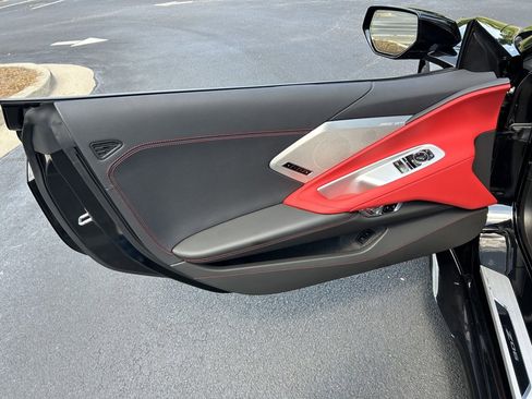 Used 2025 Chevrolet Corvette Z06 image 52