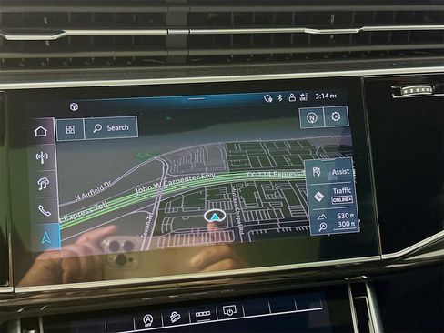 Used 2025 Audi Q8 Premium Plus image 14