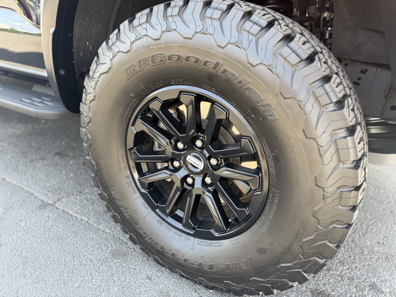 Used 2025 Ford F150 Raptor AWD/4WD image 28