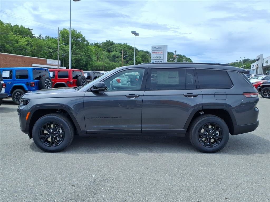 New 2026 Jeep Grand Cherokee L 4WD image 7
