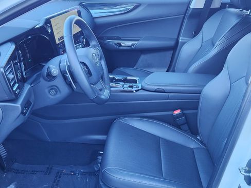 Certified 2025 Lexus NX 350h AWD w/ Premium Package image 13