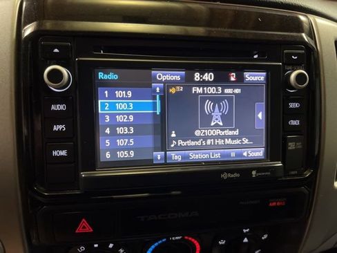 Used 2015 Toyota Tacoma Base w/ TRD Off-Road Package image 42