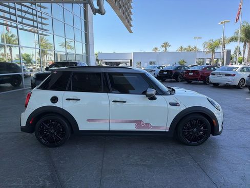 Used 2023 MINI Cooper S FWD image 3