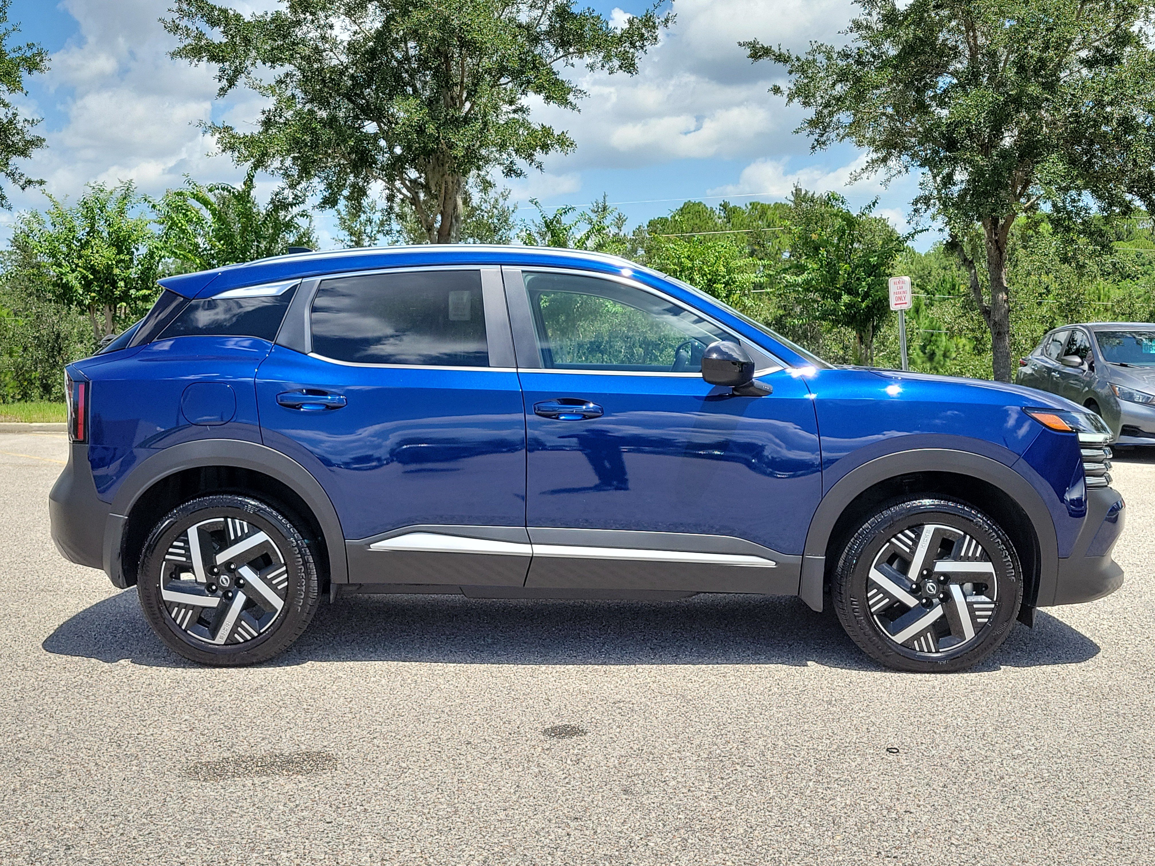 Certified 2026 Nissan Kicks SV FWD image 4