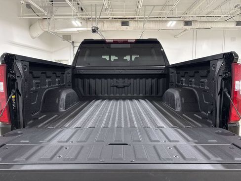 New 2026 Chevrolet Silverado 1500 ZR2 AWD/4WD image 25