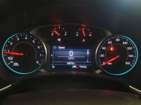 Used 2024 Chevrolet Equinox LT w/ LPO, Floor Liner Package FWD image 23