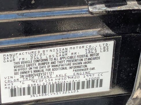 Used 2025 Nissan Sentra SV FWD image 36