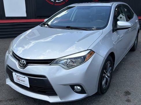 Used 2016 Toyota Corolla LE Premium FWD image 1