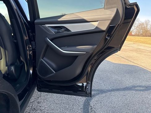 New 2026 Jaguar F-PACE R-Dynamic S image 17