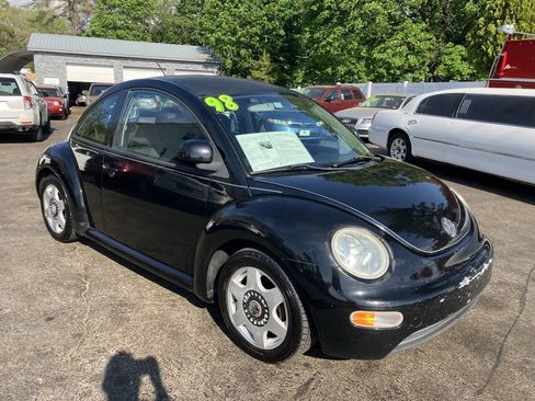 Used 1998 Volkswagen Beetle Coupe image 4