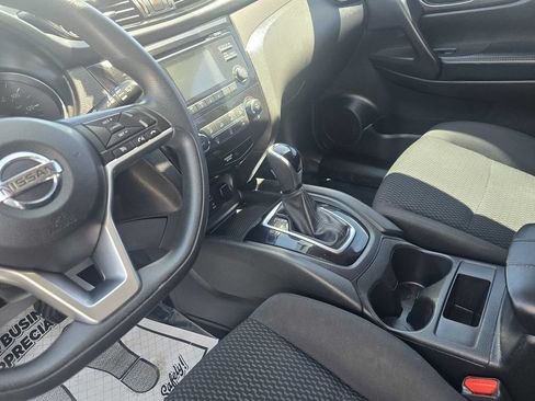Used 2017 Nissan Rogue Sport S w/ S Appearance Package AWD/4WD image 17