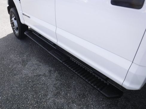 Used 2022 Ford F350 XL w/ Power Equipment Group AWD/4WD image 12